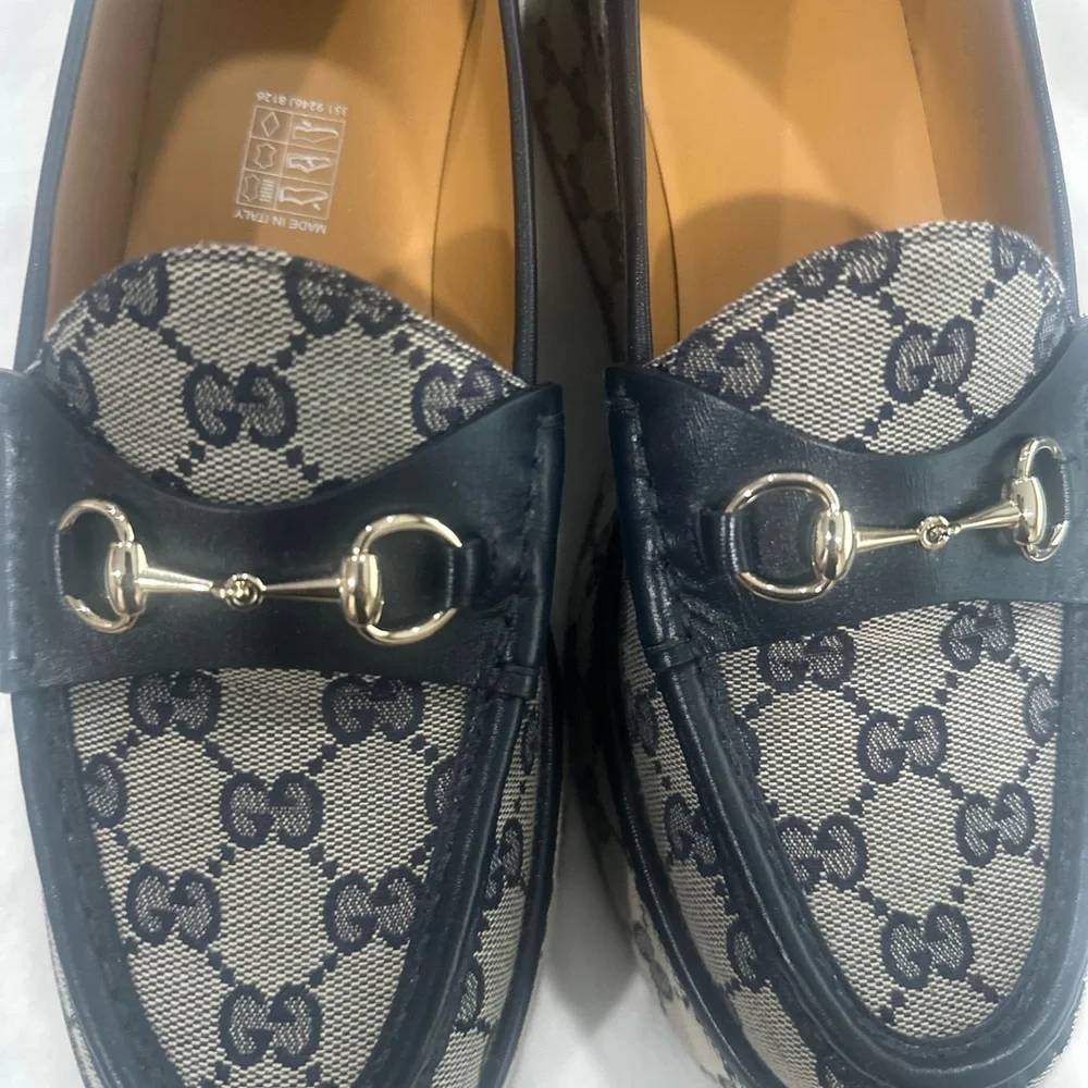 Gucci Navy and Cream Monogram Loafers with Silver Detail - Picture 2 of 7